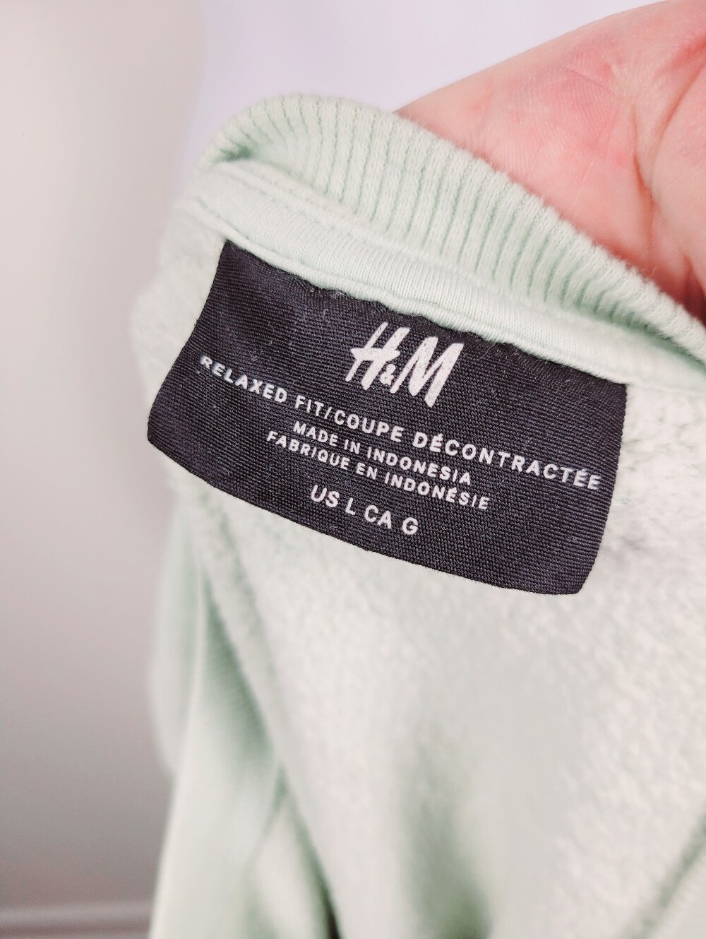 2/$20 H&M Mint Green Sweatshirt Top Size: Large - Picture 6 of 9